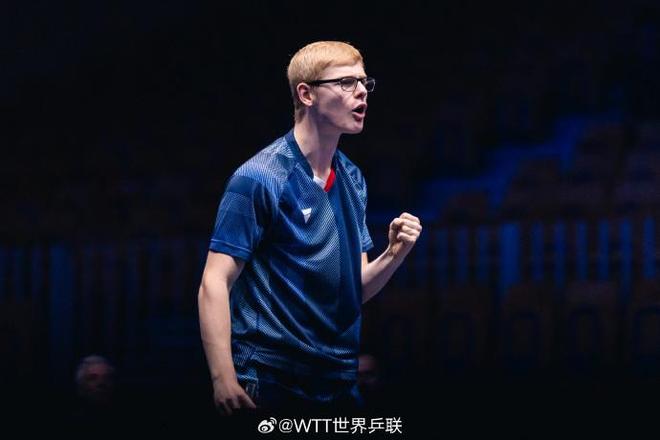 随着她今日 随着她今日